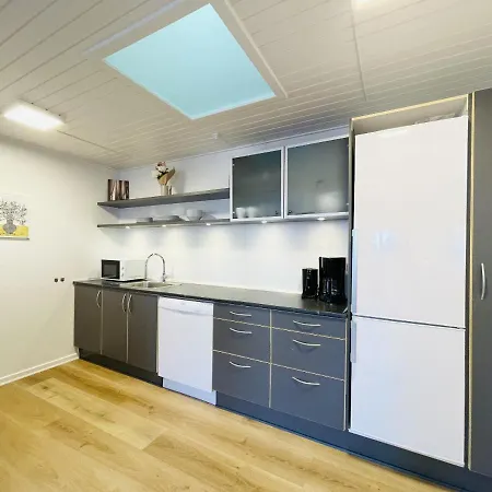 Apartment Aday - Charming In The Pedestrian Street Of
