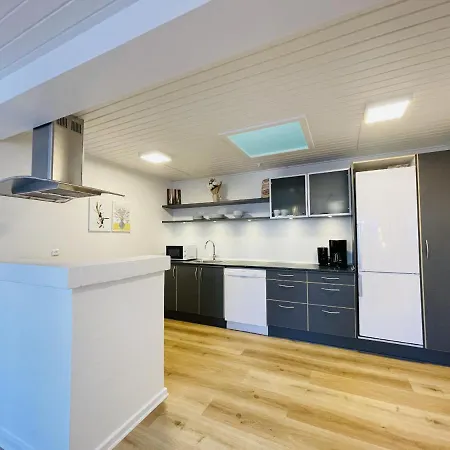 Apartment Aday - Charming In The Pedestrian Street Of *